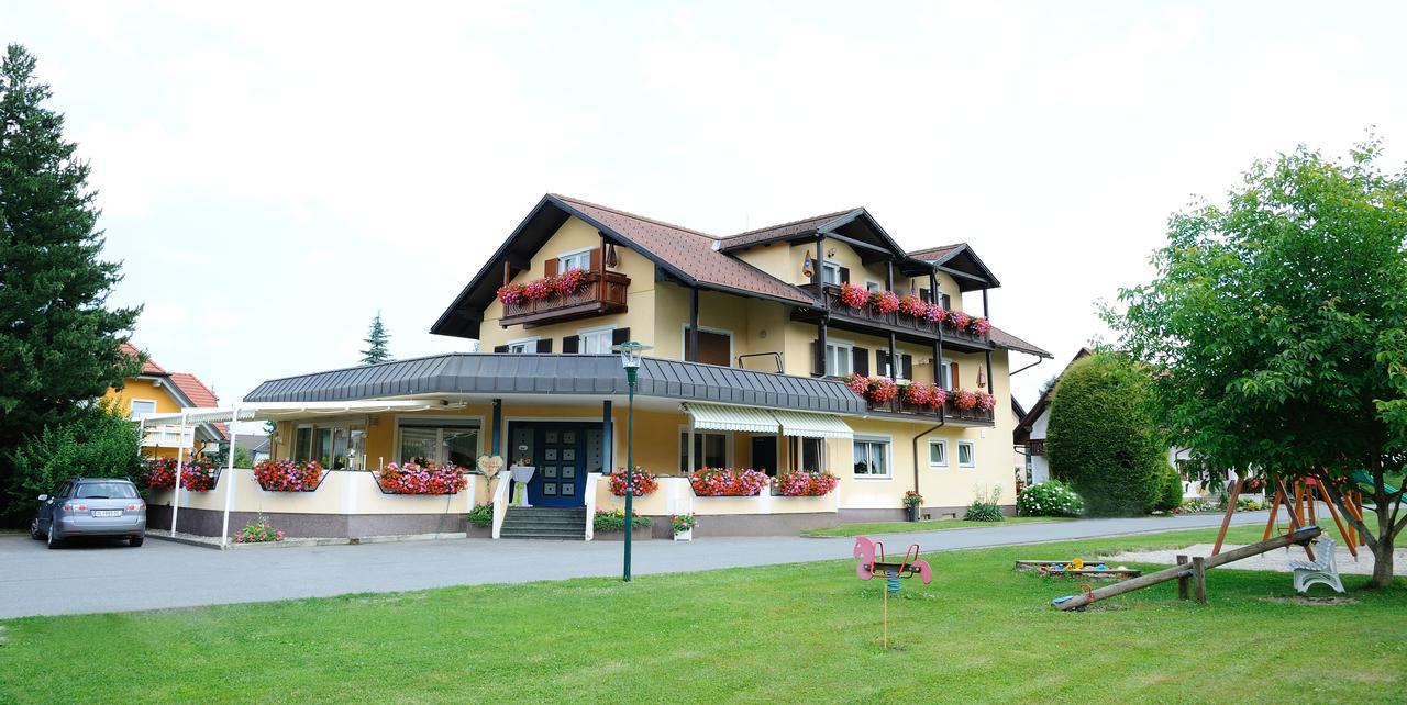 Готель Schwanbergerstueberl Екстер'єр фото